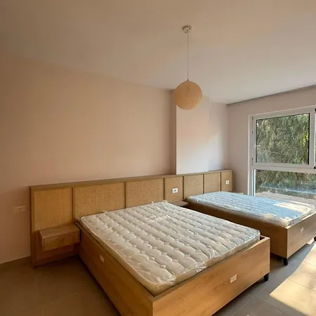 Beautiful Modern Near The Beach, Appartement *